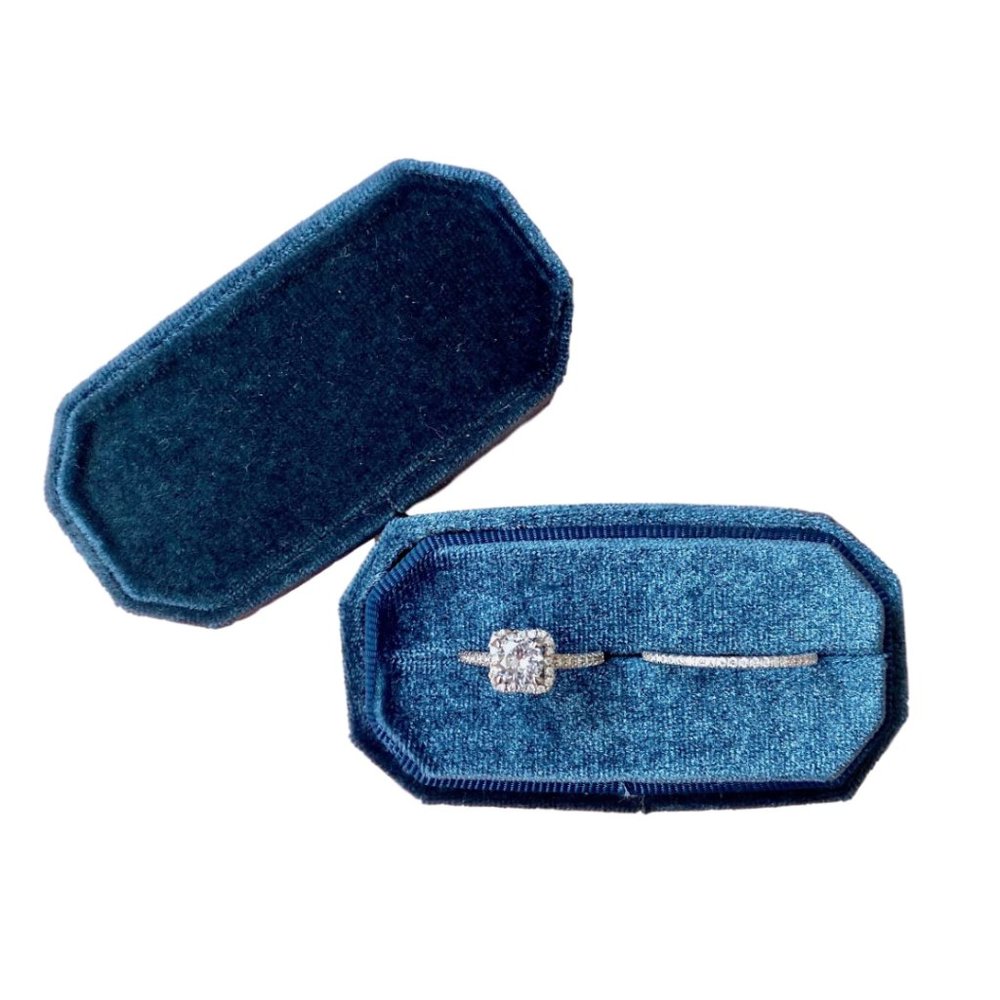 Luxury Velvet Ring Box. Double Slot. Vintage Blue